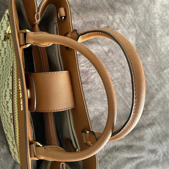 Michael Kors Brown and Cream Logo Tote - Picture 10 of 15